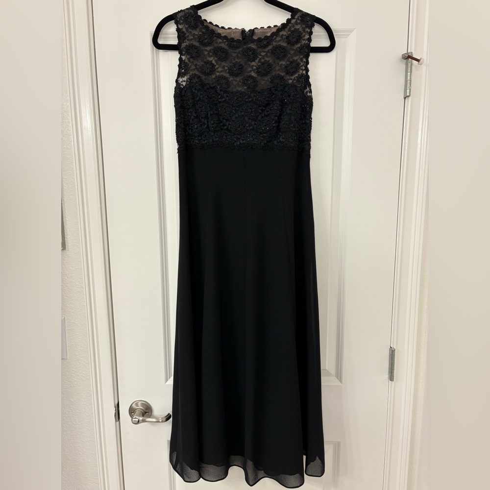 Elegant Black Evening Gown